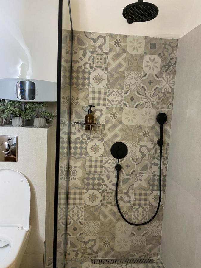 Cave By Casa Familia Appartement Novi Sad Buitenkant foto